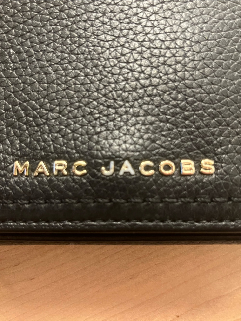 Marc Jacobs Black Pebbled Leather Crossbody Wallet - Picture 4 of 4